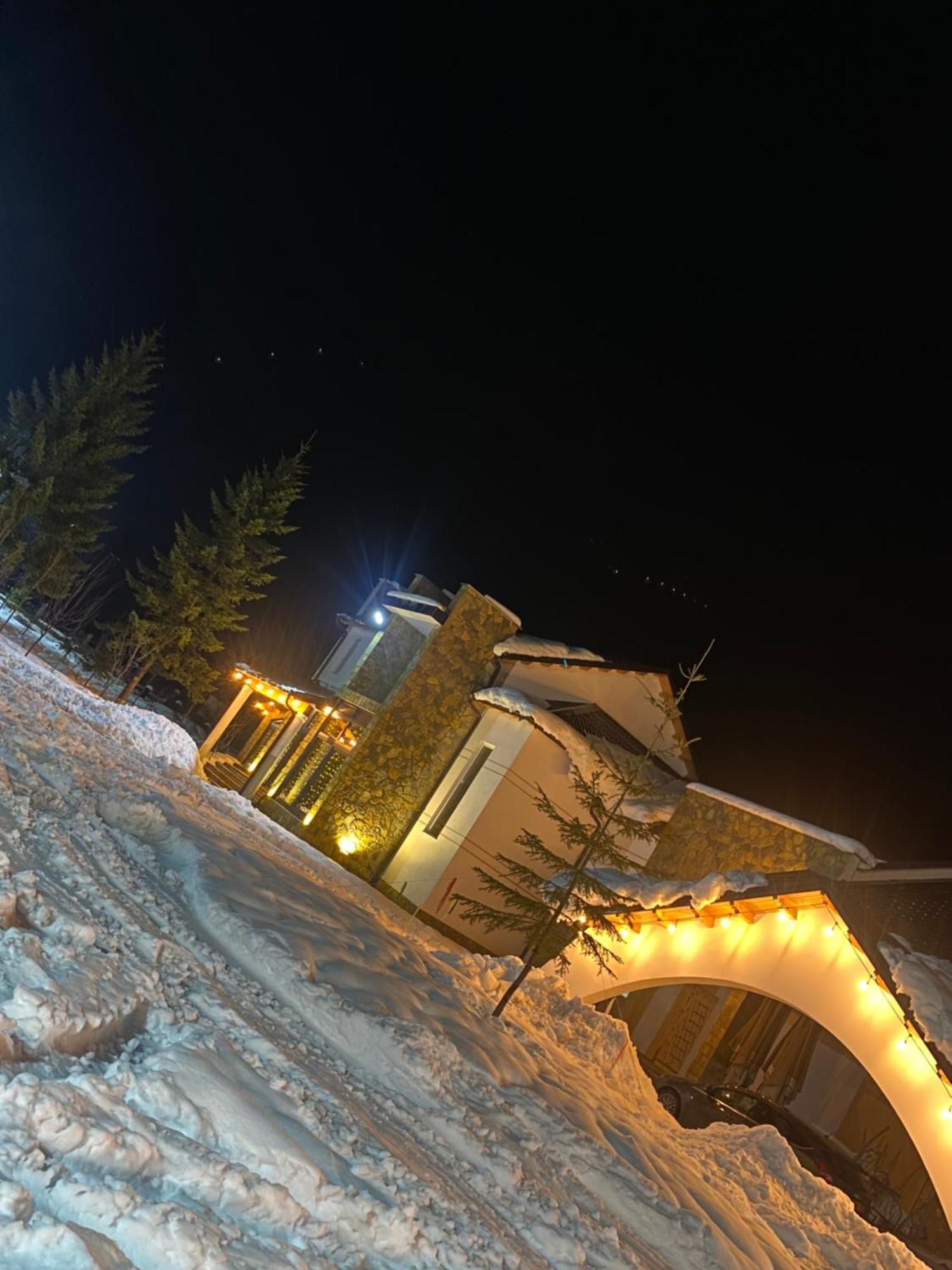 Breezy Hotel Valbone Bagian luar foto