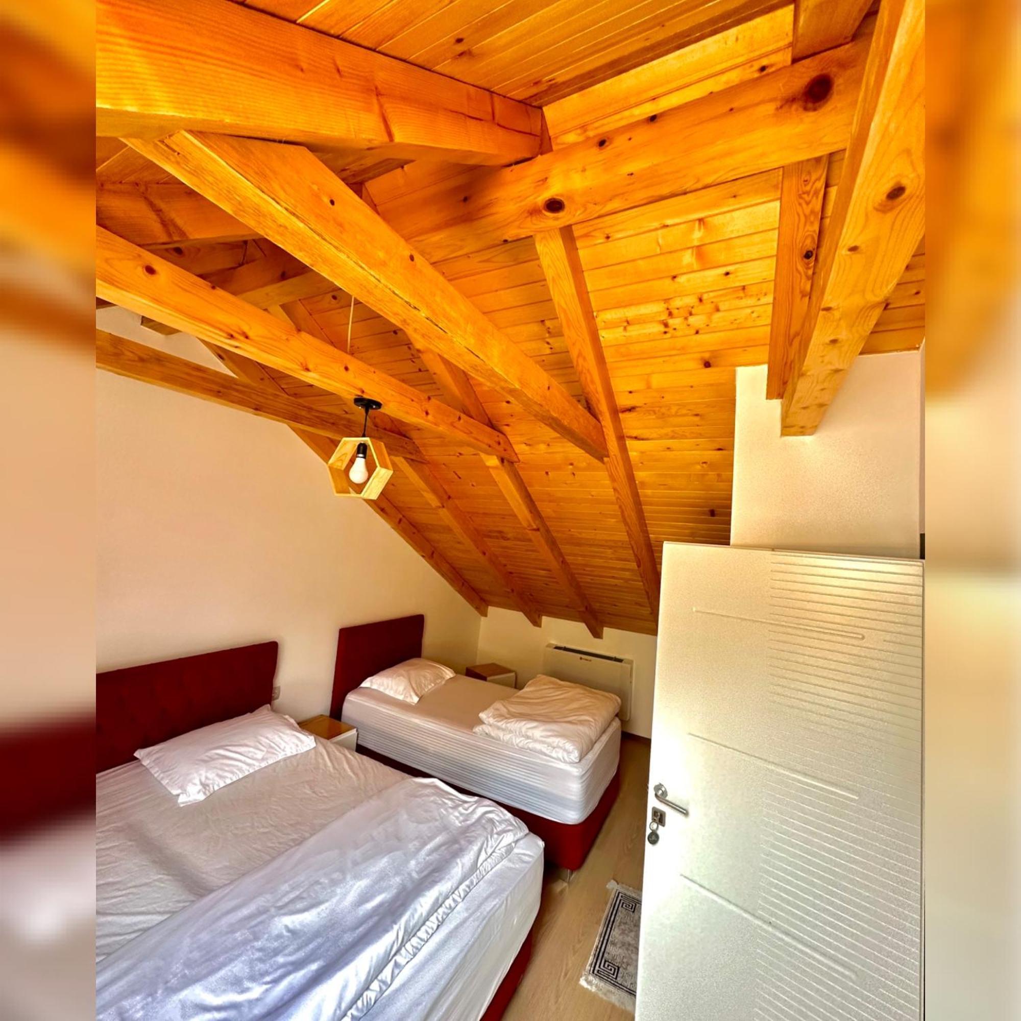 Breezy Hotel Valbone Ruang foto